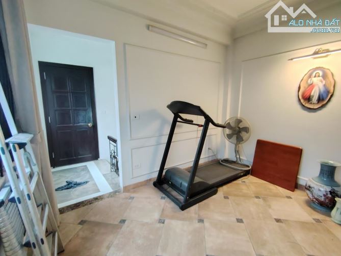 Bán nhà mặt phố Thợ Nhuộm, Hoàn Kiếm, 80m x 3 tầng, lô góc, sổ đỏ chính chủ, 49 tỷ rưỡi!