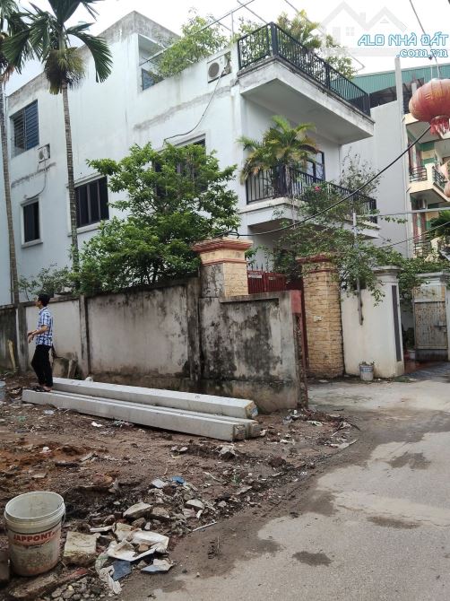 Có 102! Bán đất phân lô phố Trung Yên, 2 mặt ngõ, ô tô đỗ cửa, KD, gần phố, 40m2, 10.2 tỷ