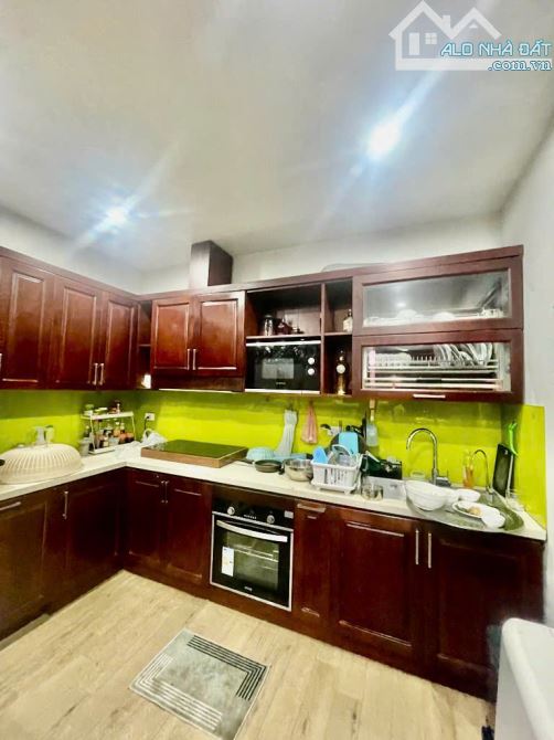 CẦN BÁN NHÀ NGHI TÀM, 7 TẦNG THANG MÁY, FULL NỘI THẤT, MẶT TIỀN CỰC RỘNG, Ô TÔ ĐỖ CỬA.