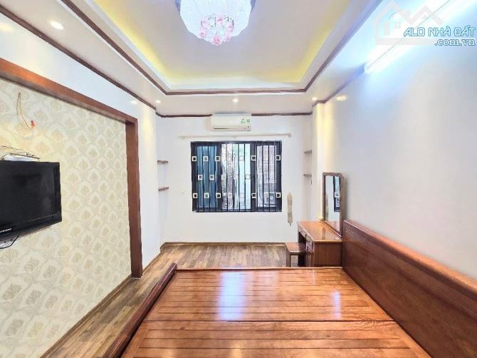 BÁN NHÀ PHỐ TÔN ĐỨC THẮNG – 40M² X 5 TẦNG – GIÁ 7TỶ690