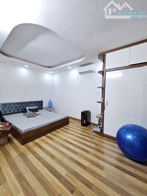 9,1 tỷ 45m2, 5 tầng Nguyễn Đức Cảnh, Hồ Đền Lừ nhà đẹp ở ngay - 2 thoáng - gần phố