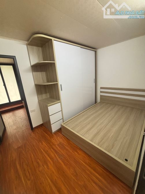 BÁN GẤP TẬP THỂ VIP – TẦNG 2, NHÀ E PHƯƠNG MAI, ĐỐNG ĐA. 80M2 – 3PN. 4,29 TỶ