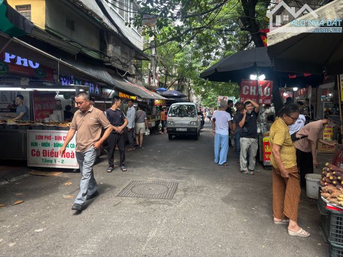 BÁN GẤP TẬP THỂ VIP – TẦNG 2, NHÀ E PHƯƠNG MAI, ĐỐNG ĐA. 80M2 – 3PN. 4,29 TỶ