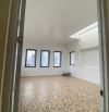 Nhà 55m2 dân xây độc lập, sân cổng, oto đậu cửa, gara ngay cạnh nhà đường Khúc Hạo
