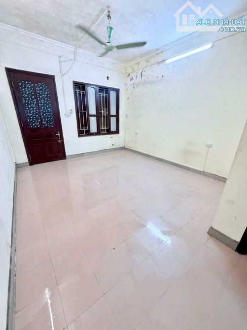 Cho thuê nhà ở Trường Chinh, Phương Liệt, Thanh Xuân. DT 40m x 3.5 tầng, giá 14tr - 1