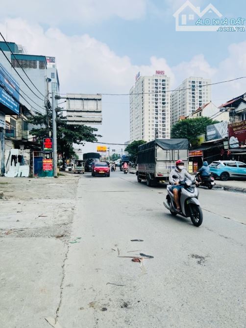 BÁN NHÀ LÔ GÓC - Ô TÔ TRÁNH - 1 NHÀ RA MẶT PHỐ - KINH DOANH - PHÁP LÝ CHUẨN. GIÁ 21.25 TỶ