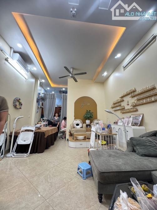 ‼ĐẲNG CẤP 2 MẶT PHỐ Ô CHỢ DỪA-LA THÀNH, VỈA HÈ, KD VIP, MT 5.3M, SẴN DÒNG TIỀN 90TR/THÁNG