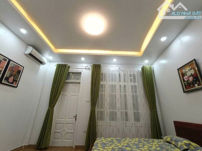 Bán nhà Láng Hạ, ngõ thông, ô tô gần nhà, 6T thang máy, nhà đẹp ở ngay, 45m2, giá 13 tỷ