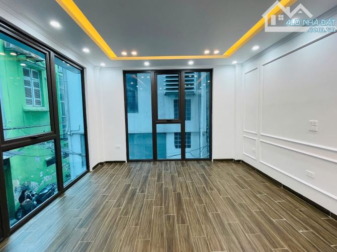 Siêu Phẩm 7 Tầng Xây Mới Lô Góc Ô Tô Kinh Doanh Đào Tấn Ba Đình DT 35M MT 6.2M Giá 19.5Tỷ