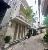 TRUNG TÂM TÂN BÌNH, GẦN SÂN BAY - NHÀ 3 TẦNG - HẺM THOÁNG ĐẸP - TẶNG NỘI THÂT ĐÍNH TƯỜNG -