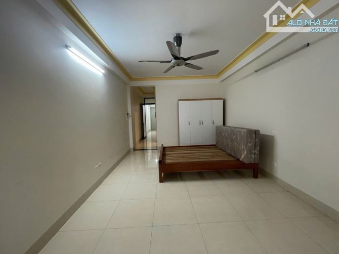 Bán nhà phố VIP Lê Thanh Nghị, 110m, 8 tầng thang máy, ô tô, kinh doanh 22 phòng, PCCC đủ