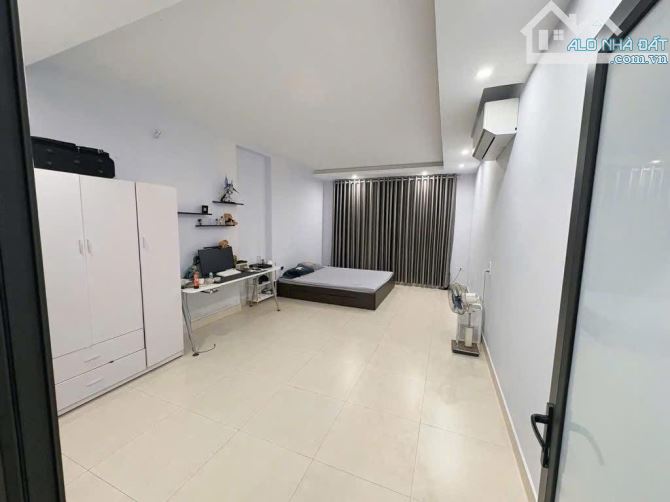 Hiếm có! Phố Định Công Thượng, 45m2*4T Ngõ thông ba gác tránh, 2 thoáng, Gần phố