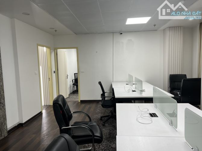 NHÀ MẶT PHỐ NGAY NGÃ NĂM XÃ ĐÀN - ĐỐNG ĐA, VỈ HÈ RỘNG KINH DOANH 60m2 x 6T Thang Máy 20 tỷ