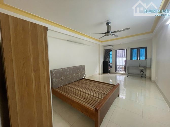 Bán nhà phố VIP Lê Thanh Nghị, 110m, 8 tầng thang máy, ô tô, kinh doanh 22 phòng, PCCC đủ