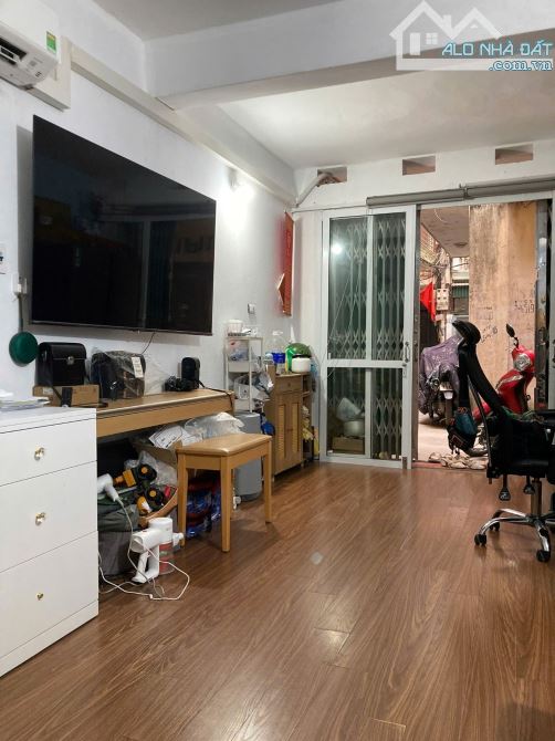 BÁN TẬP THỂ TẦNG 1 – GIỐNG CÂY TRỒNG, LÁNG THƯỢNG, ĐỐNG ĐA. 53M2 – 2PN. 3,09 TỶ