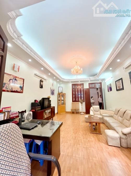 GIÁ ĐẦU TƯ! MẶT NGÕ Ô TÔ XÃ ĐÀN, THÔNG KD, GẦN PHỐ, MT7M, THỬA ĐẤT ĐẸP XÂY CCMN/BUILDING