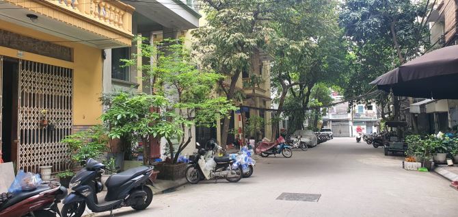 Biệt Thự Pháp cổ, Lô góc siêu đẹp, Phân Lô ô tô tránh, phố Xã Đàn- Đống Đa. 161m² - nhỉnh