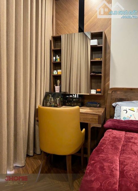 Bán biệt thự Khu K Ciputra 180m2 x 4.5 tầng thang máy MT 9m mặt đường đôi cả khu 1 nhà bán