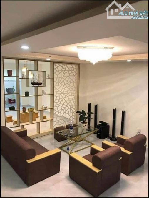 🔥 Siêu vị trí trung tâm! Nhà phố hẻm xe hơi Bà Triệu P.03 Đà Lạt – Giá cực tốt 7.5 tỷ