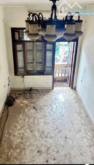 Bán nhà mặt phố Đồng Nhân, Hai Bà Trưng, tiện kinh doanh 4 tầng 31m2 giá 16.85 tỷ