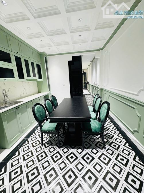 BÁN NHÀ SIÊU PHẨM KIM GIANG -THANG MÁY -54M- GIÁ 13.3 TỶ