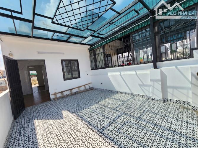 BÁN NHÀ MẶT ĐƯỜNG HOÀNG MAI. 7 TẦNG. THANG MÁY. GARA Ô TÔ. KINH DOANH.