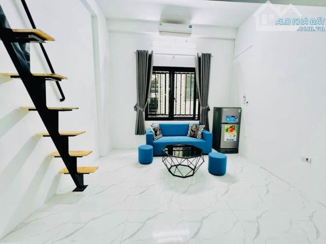 DT KHỦNG 3 tỷ/năm, CHDV Ngã tư sở, 1 nhà ra phố, mặt tiền 9m, 8T thang máy, 36PKK, PCCC