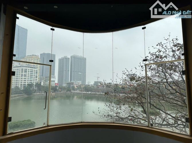 Cho thuê nhà mặt phố Phạm Ngọc Khánh - 103m2 - MT 7,3m - view hồ - 60tr/tháng - 2