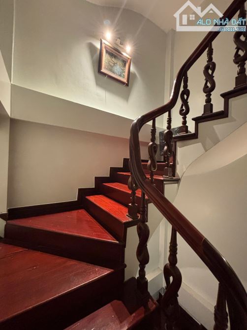 BÁN NHÀ PHỐ LÒ ĐÚC, TRẦN KHÁT CHÂN, MẶT NGÕ NÔNG - 32m2 x 6 Tầng, Nhỉnh 8 Tỷ