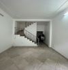 Cho thuê nhà ngõ Bùi Xương Trạch 50m² x 2 tầng, 2 phòng ngủ 7 triệu/tháng