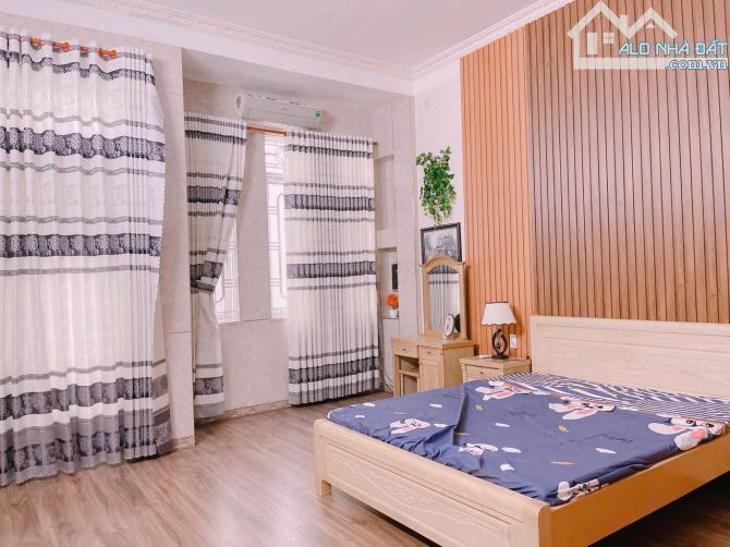 MẶT TIỀN HOÀNG ĐẠO THUÝ – 110M² – FULL NỘI THẤT – MUA VỀ Ở NGAY - CHỈ 7.9 TỶ.