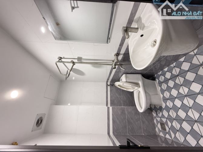 Bán Nhà Khuyến Lương Yên Sở – Nhà Mới – 5T– 40m – 7.1 tỷ