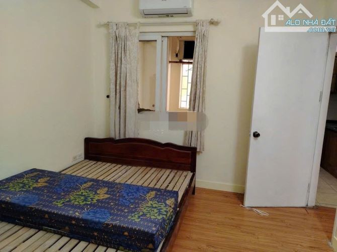 Cho thuê căn hộ CC 137 Nguyễn Ngọc Vũ, Trung Hòa, Cầu Giấy 70m, 2PN2VS giá 9.5tr - 2