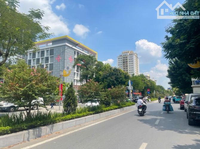 BÁN NHÀ MP LẠC LONG QUÂN, ÂU CƠ, TÂY HỒ 960M2, MT18M, LÔ GÓC 3 THOÁNG, GIÁ ĐẦU TƯ 330TỶ - 3