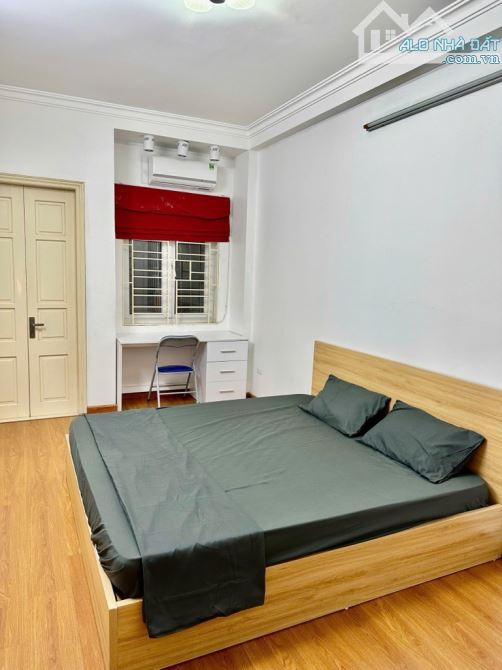 BÁN NHÀ TRƯƠNG ĐỊNH HOÀNG MAI 36M 5 TẦNG GẦN Ô TÔ Ở NGAY