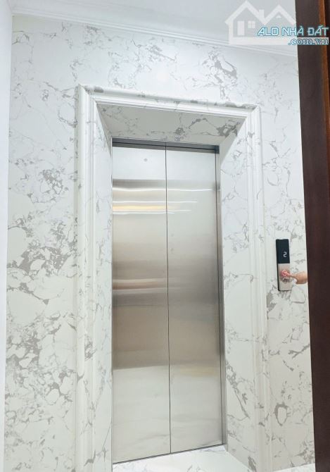 CHDV 8PKK + mặt bằng KD mặt phố Khương Thượng, vỉa hè, 6T thang máy, DT 70tr/th, KO QH