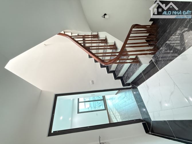 Bán Nhà Khuyến Lương Yên Sở – Nhà Mới – 5T– 40m – 7.1 tỷ