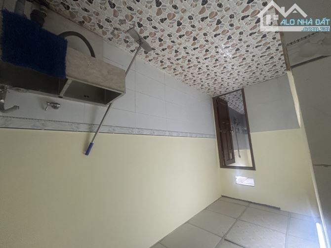 BÁN NHÀ HẺM 28 LƯƠNG VĂN CAN, P. 15, QUẬN 8, 88 M2