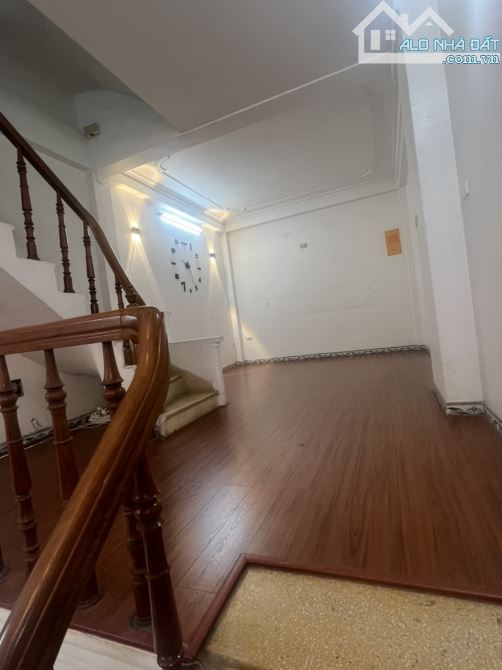 Cho thuê nhà ngõ 207 Ngọc Hồi, Văn Điển, Thanh Trì. Dt 38m x 4 tầng, giá 11tr - 1