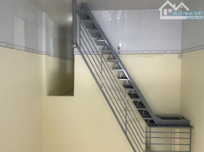 BÁN NHÀ HẺM 28 LƯƠNG VĂN CAN, P. 15, QUẬN 8, 88 M2 - 2