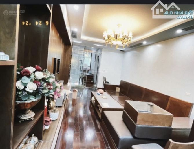 Siêu ngon! Đào Tấn, phố Tây, Vip Kinh doanh, văn Phòng, ô tô tránh, gần phố, hiếm. 75m*4T