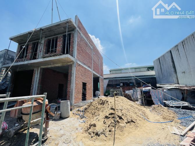 P. Linh Tây, gần PVĐ HXH 7 chỗ 99m2 thổ cư nợ bank 1 tỷ bán gấp chỉ 4.7 tỷ. - 2