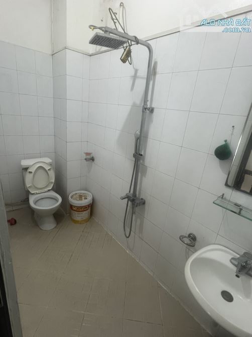 Cho thuê nhà ngõ 207 Ngọc Hồi, Văn Điển, Thanh Trì. Dt 38m x 4 tầng, giá 11tr - 3