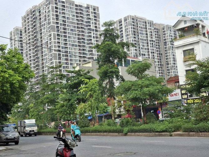 Bán Chung Cư Mini Trâu Quỳ.Dòng Tiền 90 Triệu/Tháng-6 Tầng Thang Máy,DT 110m2,Giá 19.2 Tỷ. - 2