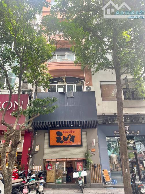 Bán tòa nhà mặt tiền Lý Tự Trọng - DT: 4.5x23m - 10 lầu - HĐT: 180 triệu/tháng - 80 tỷ