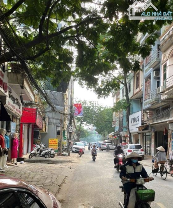 BÁN ĐẤT TẶNG NHÀ 4 TẦNG – TỔ 25 TT. ĐÔNG ANH