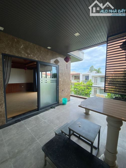 🍀BÁN NHÀ 3 TẦNG , DT 170M 2. NGANG 10 M- KHU VỰC THANH KHÊ- ĐÀ NẴNG.