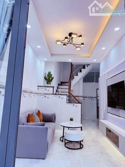MẶT TIỀN CAO XUÂN DỤC P12, Q8-  VỚI 3X9M - CHỈ CÓ 5.5 TỶ
