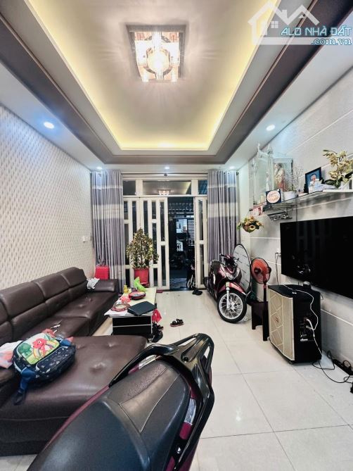 BÁN NHÀ 4 TẦNG - 94M2 - NGAY TRƯỜNG TIỂU HỌC PHAN HUY ÍCH TÂN BÌNH - NHỈNH 7 TỶ