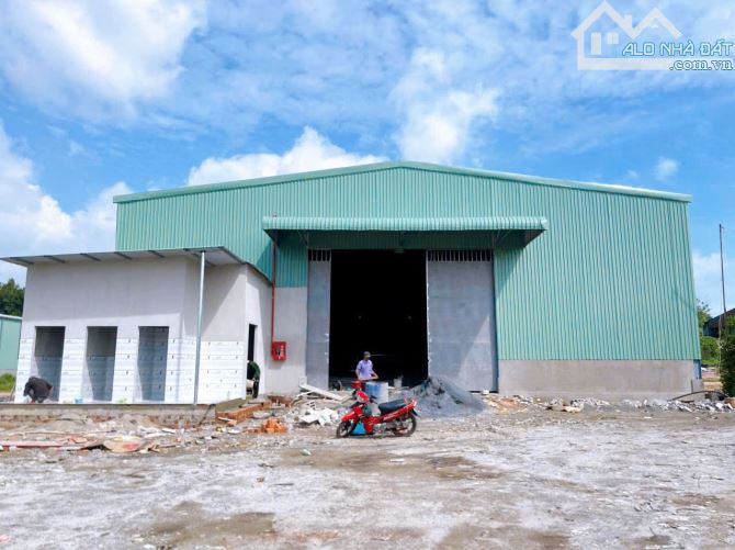 XT555 Cho Thuê Xưởng Sx 1000m2 mới 100% Có PCCC Gần KCN Hố Nai 3 Đường tránh Võ Nguyên Giá